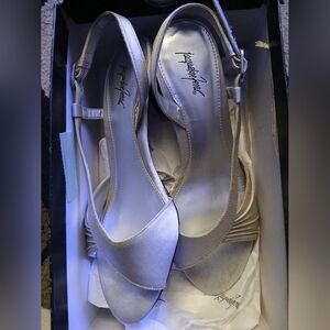 Jacqueline ferrar heels 6.5